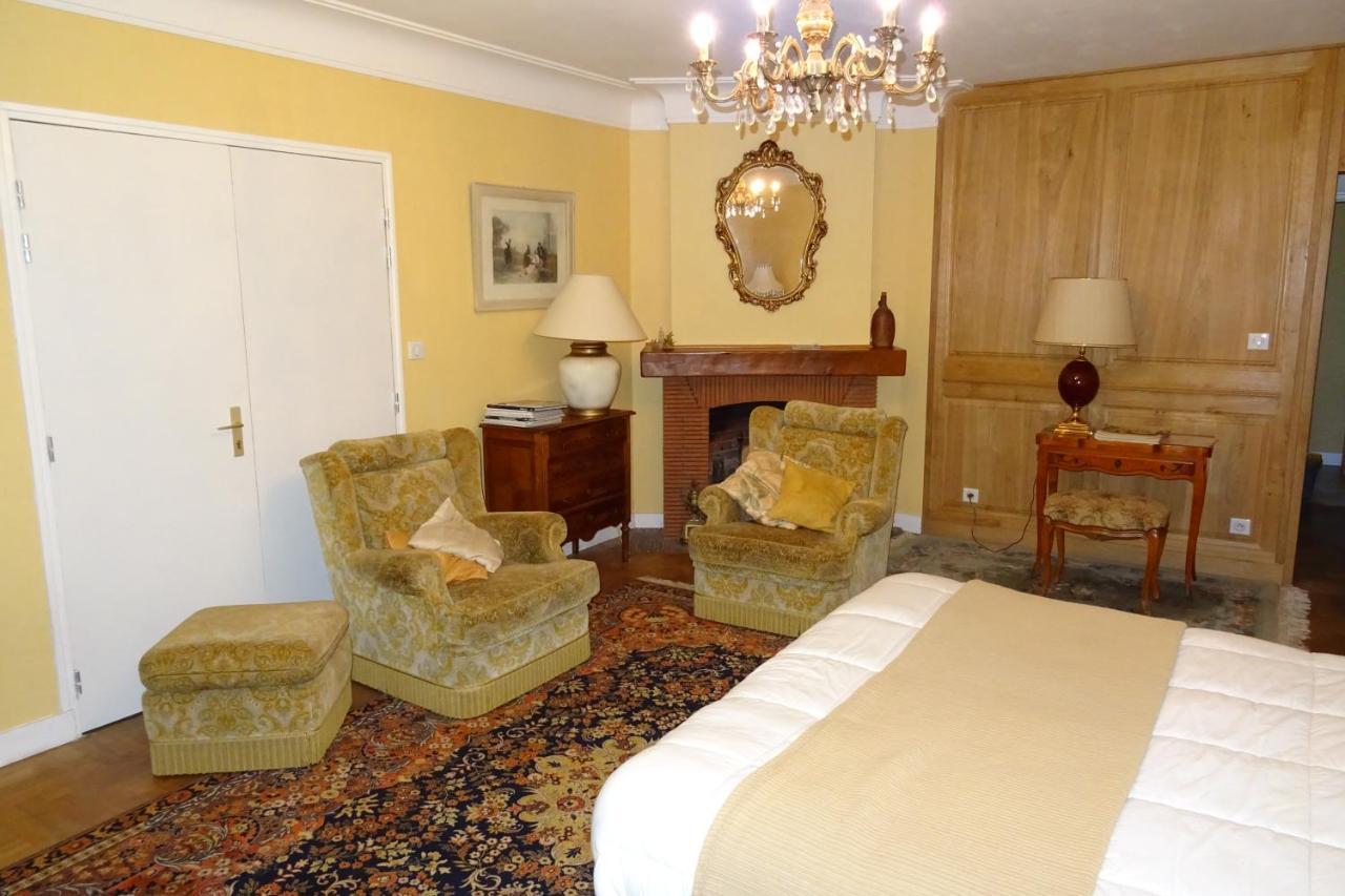 Chambres D'Hotes A La Fontanille Panazol Dış mekan fotoğraf